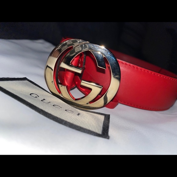 Red Leather Gucci Belt Women’s size 90